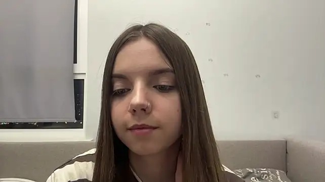 LisaPorse - show belly + show tongue
