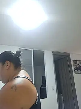 Juli_grandestetas - Masturbation + anal plug ❤️‍🔥