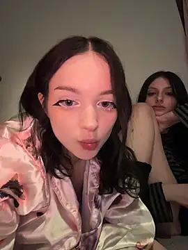 Baby_Tiny - MIA MAKE LIA CUM FIRST TIME