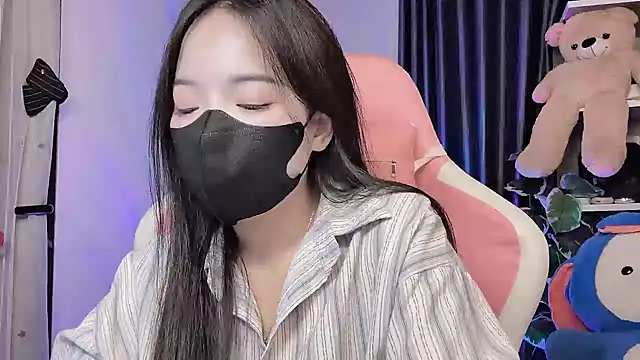 Julie_Ulie - Yêu emmmm🌺🌺🌺
