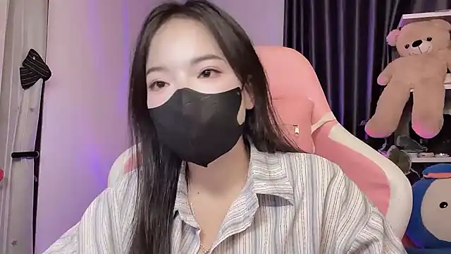 Julie_Ulie - Yêu emmmm🌺🌺🌺