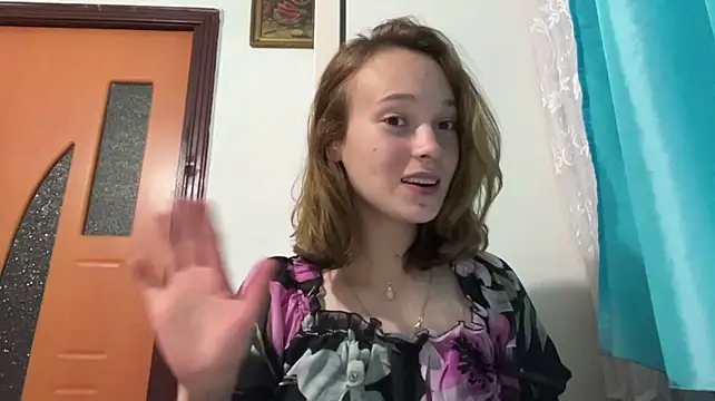 BrittanyLebowitz - wear a dress with bare shoulders