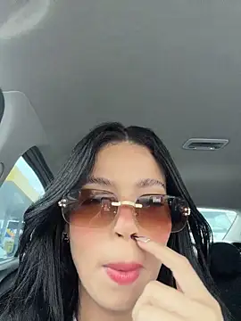 Rafaellaz - Squirt no estacionamento do shopping