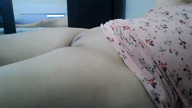 NandaVaz - 10min siririca- pussy10min