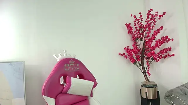Lily_roussex - sexy dance +off pantys 🍑🔥