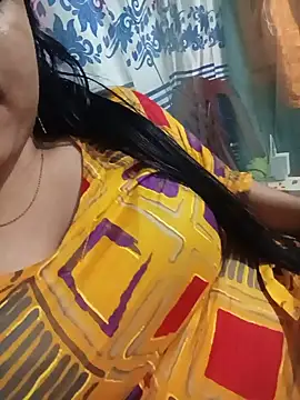 Maya-120 - Boobs show