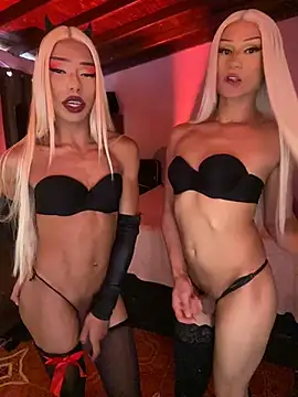 TIFFANY_AND_KAREM_ - BLANCANIEVES EXPLOTE CUM