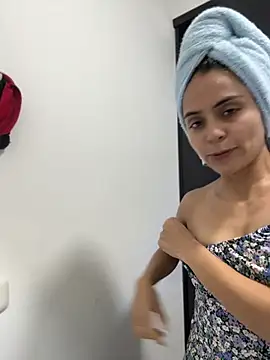 Loren_saenzz - 🌸🌸UNDRESS ME IN MY LIVING ROOM🌸