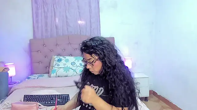 Latinabombsheell - OIL BOOBS AND BOUNCE