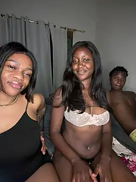 BonnyMolhada - FUCK IN DOGGY