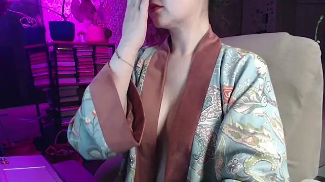 Koreanowner - Make me bLUSH