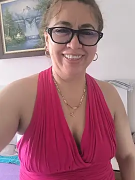 Veraluz1975 - Masturbacion y squirt