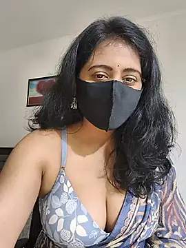 Cute-Maanvi - Boob show