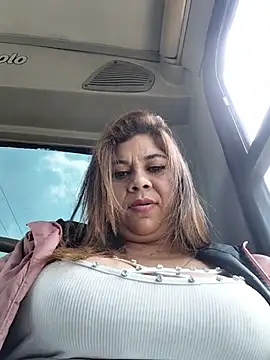 Laura-Hernandez - Squirt on the bus 💦💦🔥
