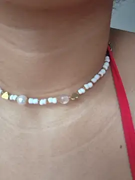 Electric_bae - Cum on my boobs😏