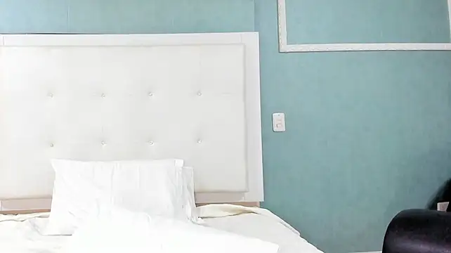 Coralcarter - Today I want you to cum my breasts with