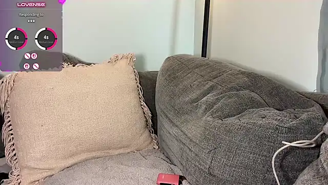 CanadianCumTarget - Hush buttplug 🍑
