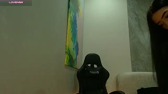 Megan_lux_