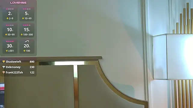 LisaDeviss - HANDJOB WITH EYES CONTACT