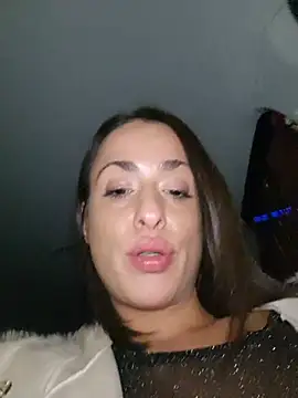 LydiaMaus96 - Ask stranger too show boobs& 1vid