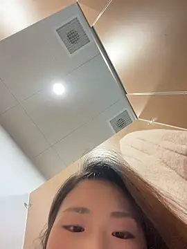 Baobao-3344 - 脱掉上衣