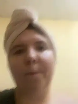 Wania_ - I am undressing