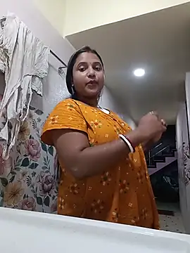Dr_-Priyanka - Wanna buy hand for broadcast