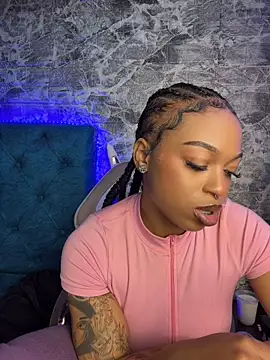 Melany_Williams - FINGER IN MY PUSSY CREMY ZOOM