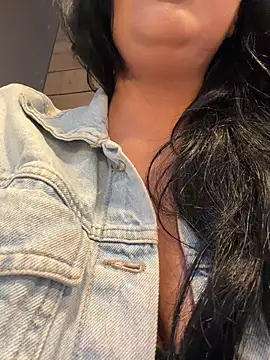 Tisha_Busty - PLAY PUSSY UNDER PANTY & SUCK FINGS