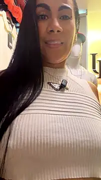 Laia_Hills - 🥵🧊Go play ice Titis🧊🥵