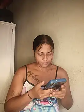Giselabrunette25 - Hot bitch 🥰🥵😈