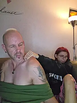 Badbitch_German_Badass - Boobs out 5 Minuten