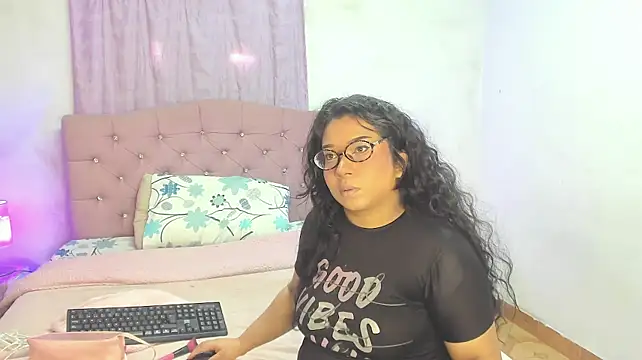 Latinabombsheell - OIL BOOBS AND BOUNCE