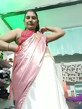 YOURFIVAA - Show tits 🥰🫣🍑