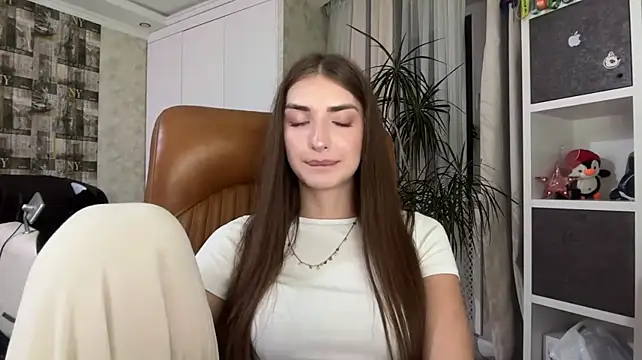 DarciBrunick - boop cheeks