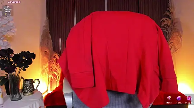 Samaanthaa_ - Squeezy my ass without panty close up