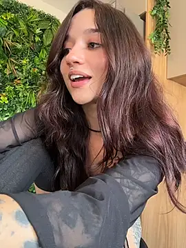 Charlotte_Rossee - drool over tits