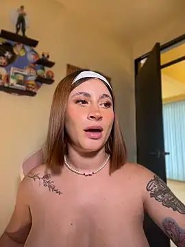 Chloe_rockss_ - saliva on my big tits