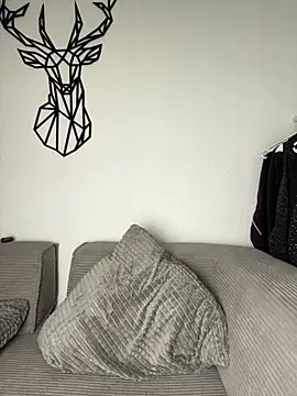 Kimkatyrides - SHOW PUSSY + VIDEO