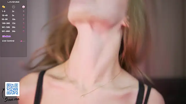 FayeLivingston - squeeze my soft tits