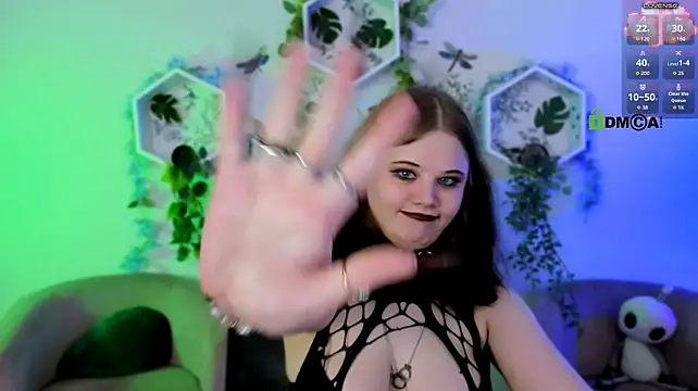 Nikki_kiss_ - flash boobs