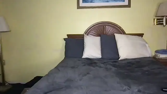 TiffaneyLove - 3 Finger Pussy!!!