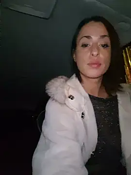 LydiaMaus96 - Tip for show/shake tits/ass for stranger