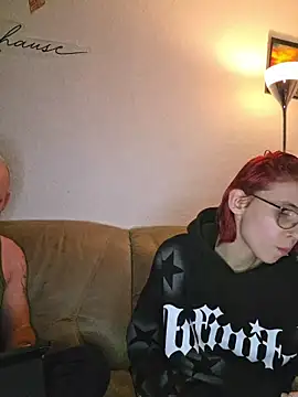 Badbitch_German_Badass - Boobs out 5 Minuten