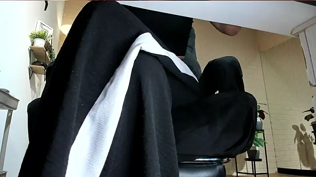 MissOffice_ - This secretary be have messy blowjob