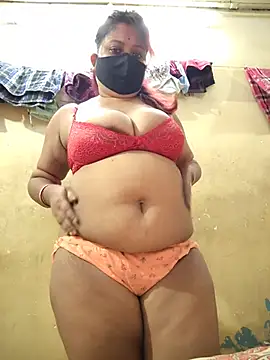 Curvy-Kamini