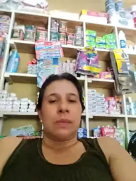 MIA-LARIOS - Abrir vagina 😝