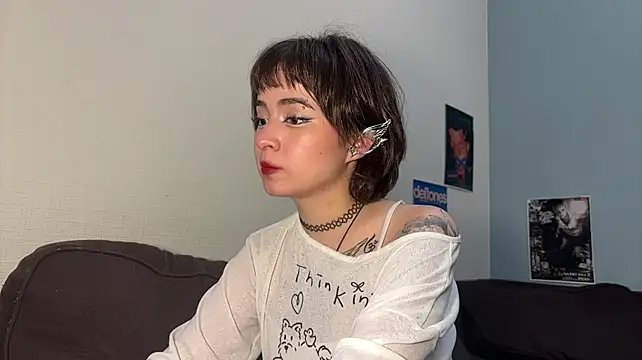 AnyaSumaya - Lip Bite