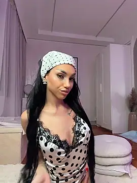 Ilariea_girl - Full Naked and 10 spack on ass