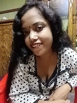 Meghla_Sk - Lip show